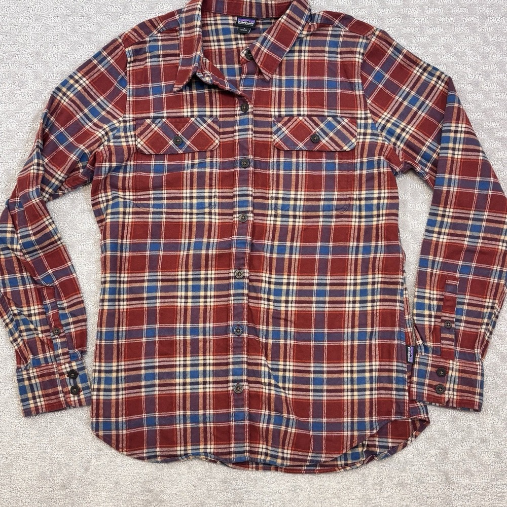Patagonia Women's Long Sleeve Plaid Flannel Size Small Organic Cotton